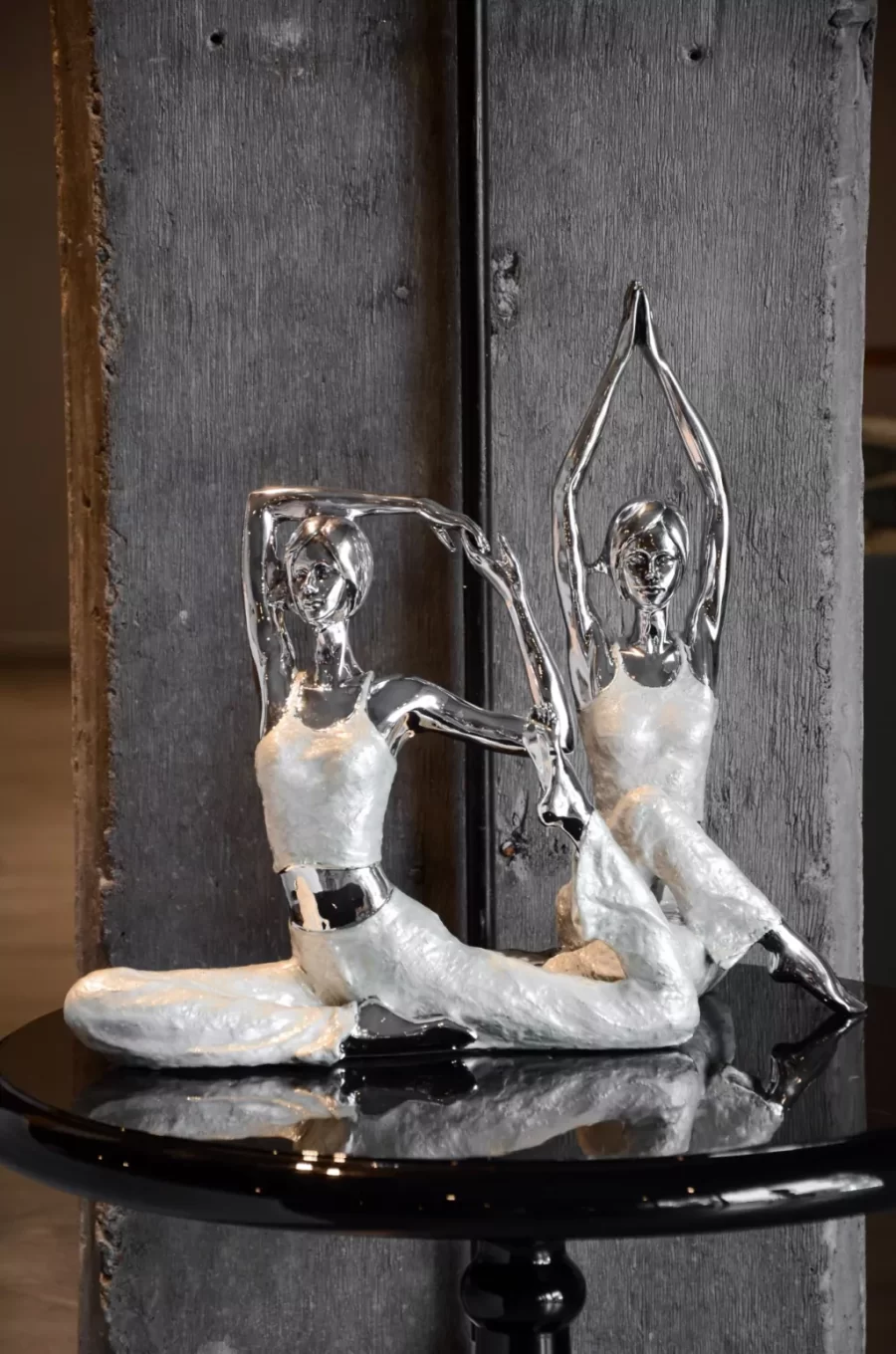 FIGURA YOGA NACAR NEGRO