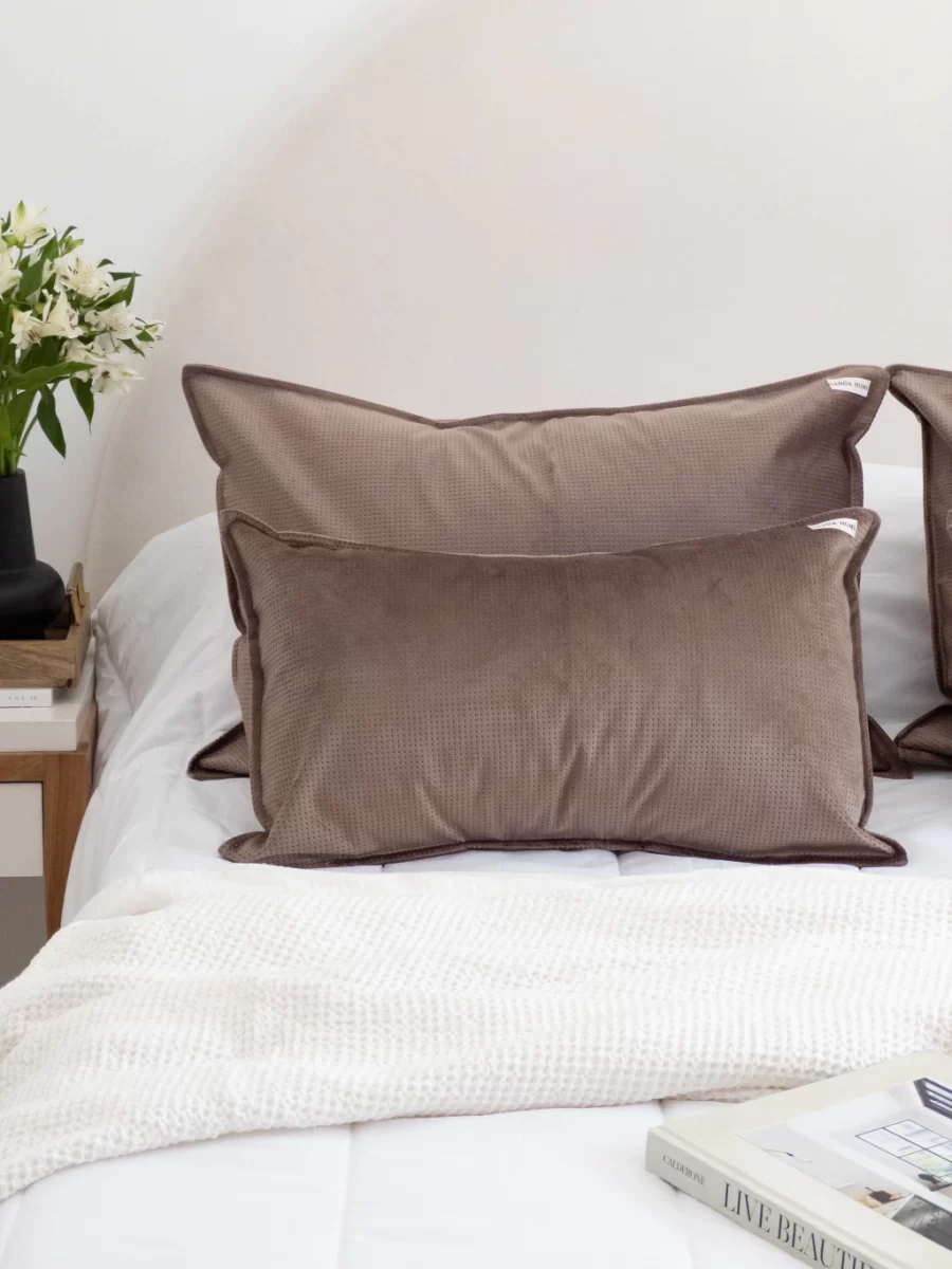 ALMOHADON MICROPERFORADO 50X70 CM
