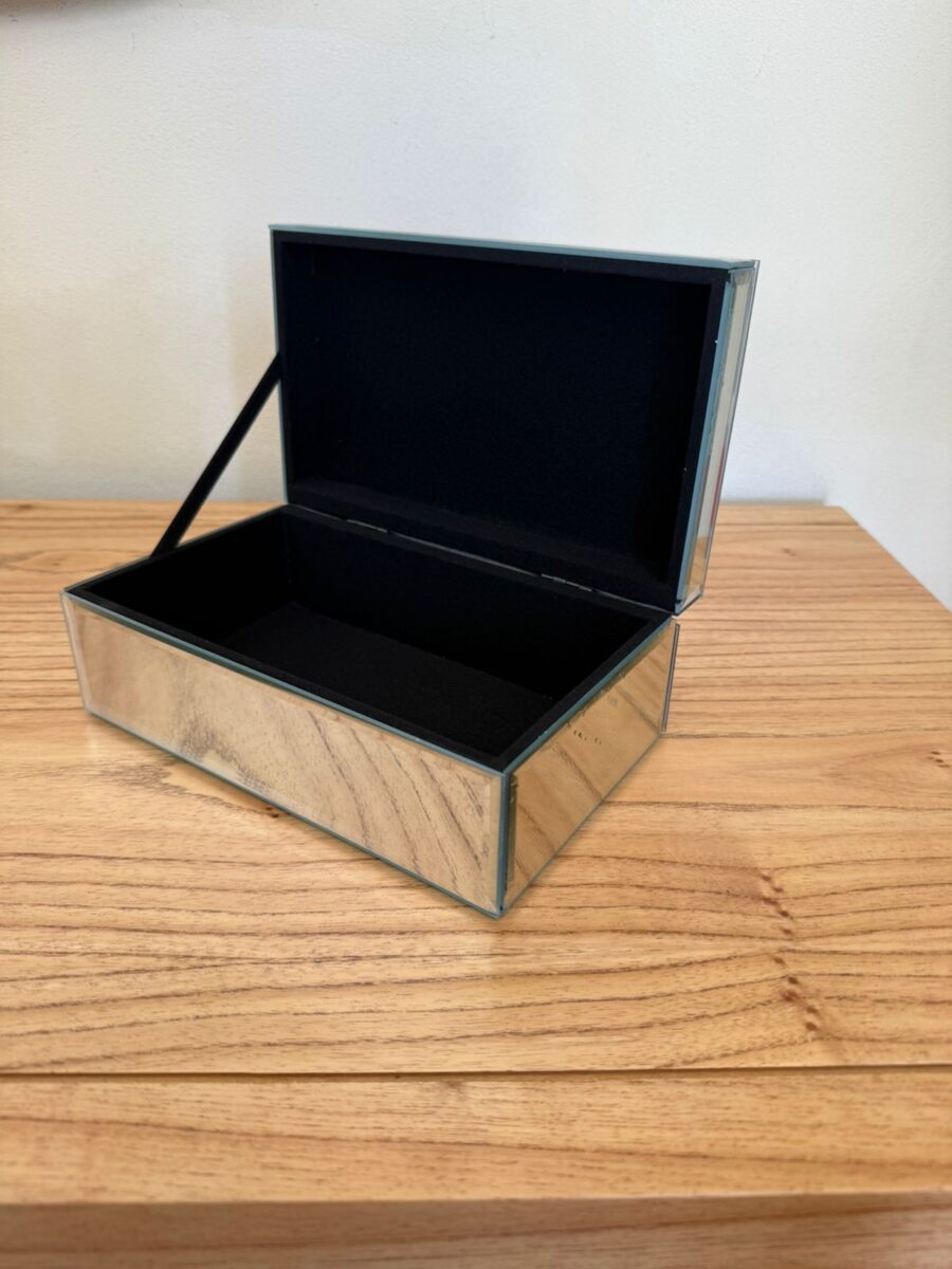 CAJA ESPEJADA 21 X 13 X 8,5 CM
