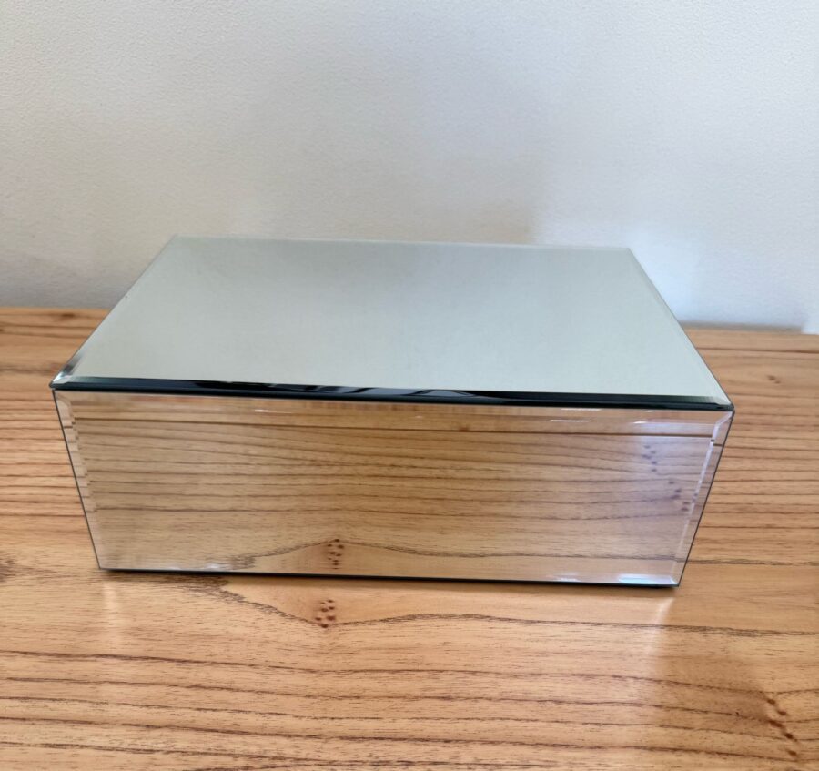 CAJA ESPEJADA 21 X 13 X 8,5 CM